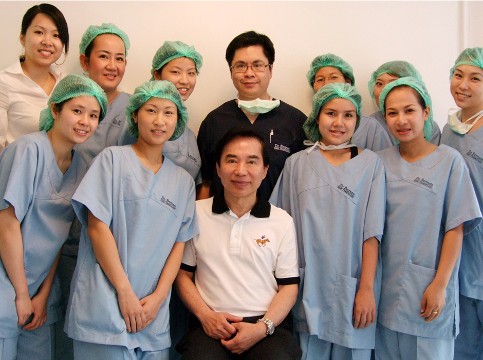 Dr. Damkerng teaching